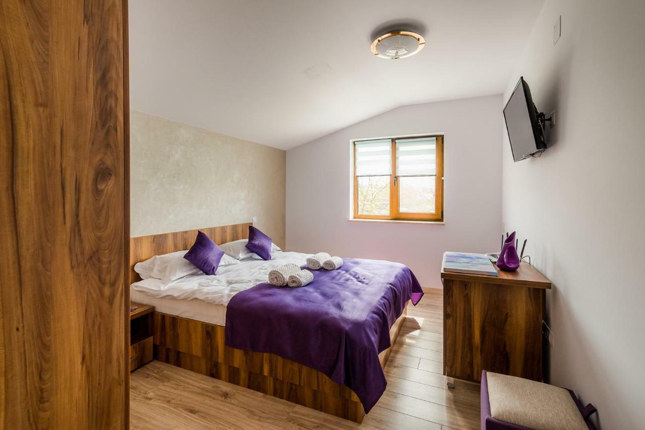 Hotel Casa Sorriso à Turda Extérieur photo