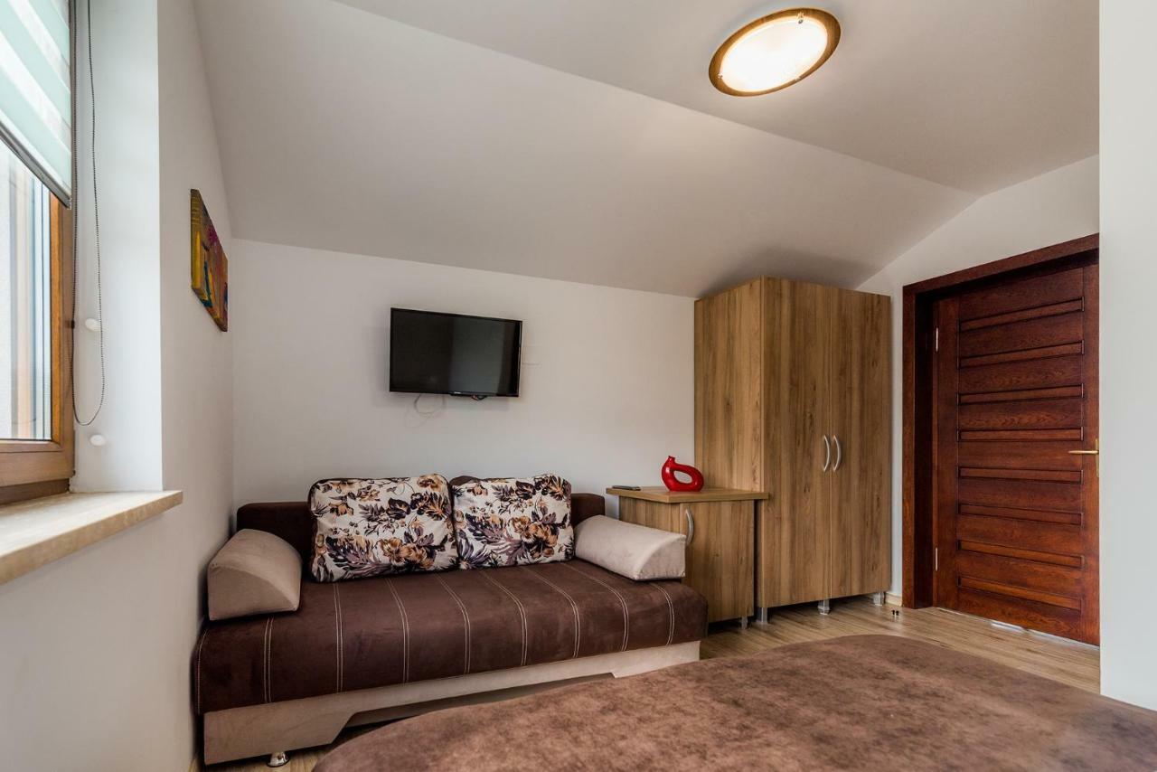 Hotel Casa Sorriso à Turda Extérieur photo